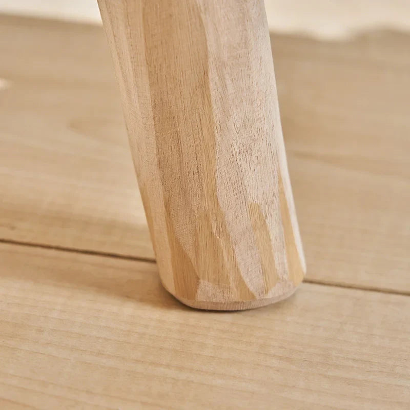 Taburete de tela bohemio con base de madera de eucalipto